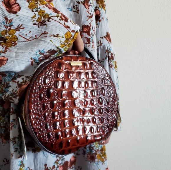 brahmin lane crossbody